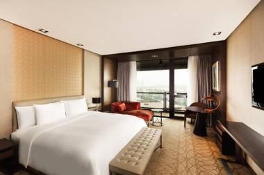 Crowne Plaza Xuzhou Dalong Lake an IHG Hotel