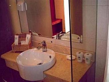 GreenTree Inn JiangSu XuZhou South MinZhu Road Business Hotel