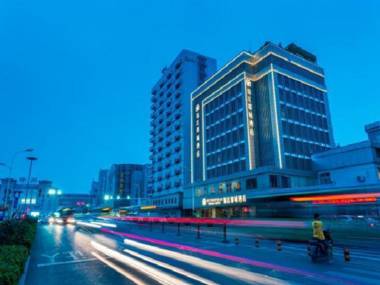 Jinjiang Metropolo Hotel - Xuzhou Train Station Chudu