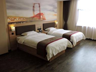 Thank Inn Plus Hotel Xuzhou Pizhou Tiefu Town Jiulongshan Scenic Spot