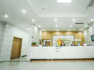 GreenTree Inn Express Xuzhou Pizhou Tiefu Town Bus station.
