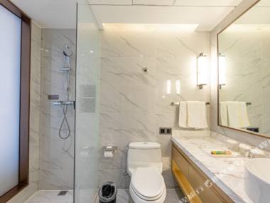 Metropolo Jinjiang Hotels (Fengxian Jinjiang Building)