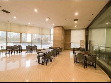 Starway Hotel Xuzhou Fengxian Bus Station