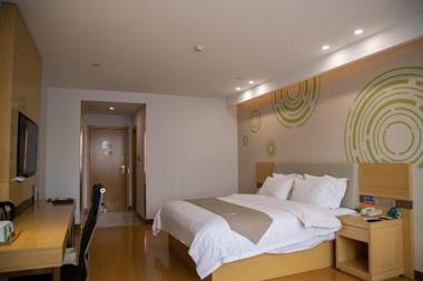 Ge Lin Hao Tai Jiu Dian Xu Zhou Pei Xian Xin Cheng Qu Dian