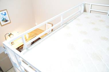 He Huang Memory Youth Hostel