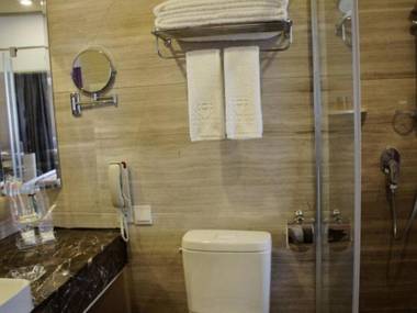 Paragon Holiday Hotel