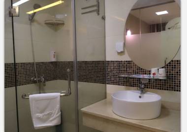 Thank Inn Plus Hotel  Zhuhai Nanping pedestrian Street Huafa shopping Center