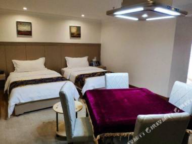 Yin Hu Jiu Dian (Zhu Hai San Zao Ji Chang Ji Lin Da Xue Dian )