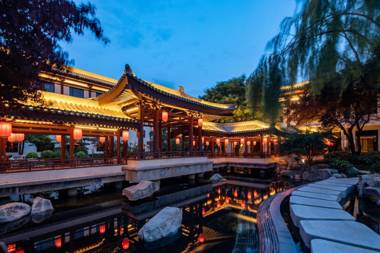 HUALUXE Xi'an Tanghua an IHG Hotel