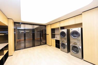 Ji Hotel Xi'an Hepingmen Metro Station