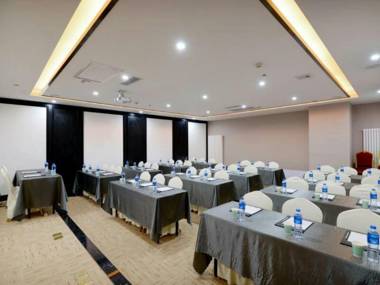 Xana Hotelle·Xi'an Fengcheng 5th Road North Railway Station Metro Station