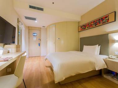 Hanting Hotel Xi'an North Railway Station Sports Park