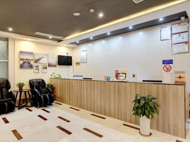 Pai Hotel Xi'an Fengcheng Wu Road Metro Station