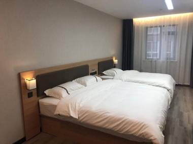 Thank Inn Hotel Shaanxi Xi'an Economic Development Zone 12th Fengcheng Metro Station