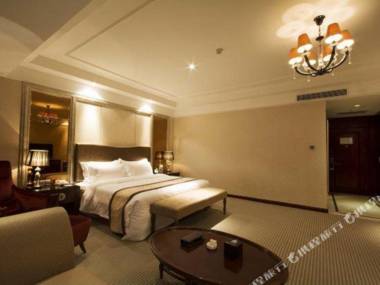 Titan Central Park Hotel