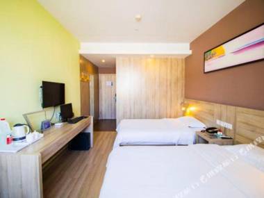 Xi'an Jialili Hotel (University Town Master Road)