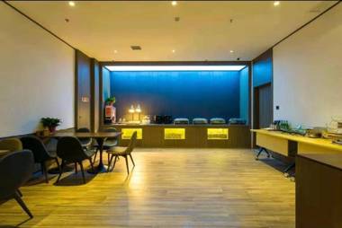 Hanting Hotel Xian Changqing Road Metro Station