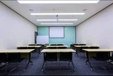 Hanting Hotel Xian Changqing Road Metro Station