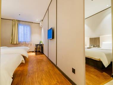 Hanting Hotel Xi'an Jiangong Road Airport Bus