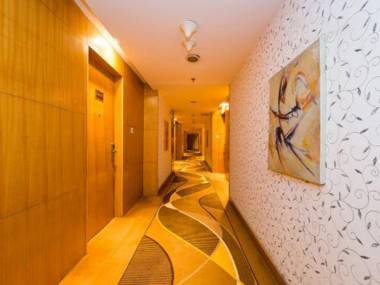 Qindao Business Hotel