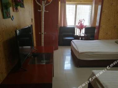 Shenglong Plaza Qingya Apartment