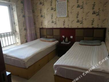 Shenglong Plaza Qingya Apartment