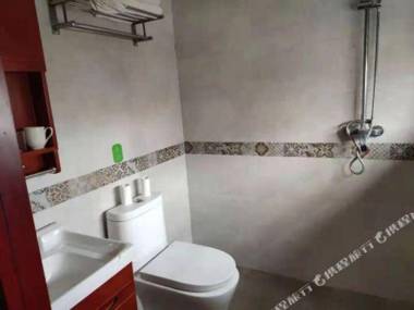 Home Huayi Hotel (Xi'an Petroleum University South Daming Palace)