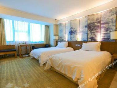 Hongrunyuan Business Hotel