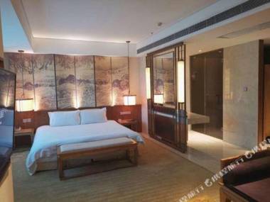 Hongrunyuan Business Hotel