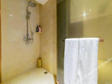 Hongrunyuan Business Hotel