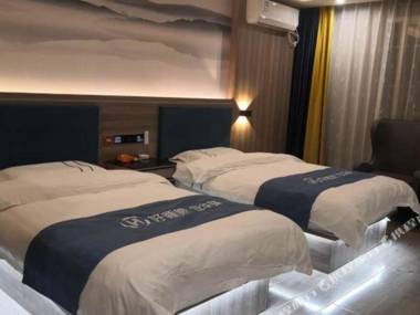 Home Inn (Xi'an Shiqiao Interchange)