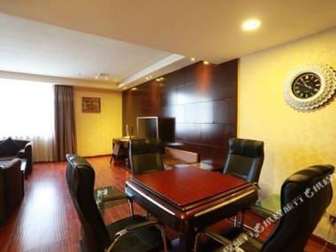 Platinum Palace Hotel