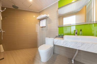 Ibis Styles XM Zhongshan Hotel