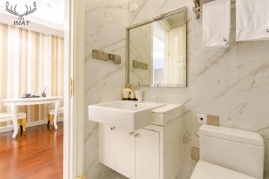 Xiamen Twin Tower Sea View Apartment