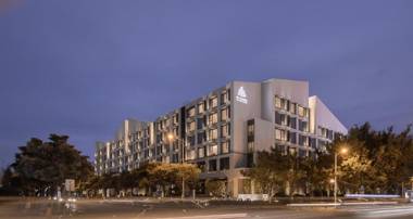 Joyze Hotel Xiamen Curio Collection By Hilton