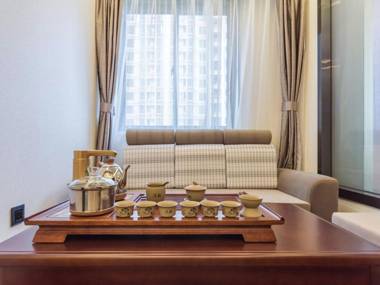 Xana Hotelle Xiamen Airport Fanghu Station Center