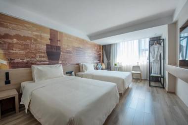 Atour Light Xiamen Railway Station