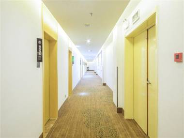 GreenTree Inn Wuxi Jiangyin Dongwaihuan Road Zanyuan