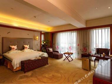 Jinling Lakeview Hotel