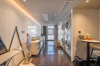 Atour Hotel Wuxi Huishan Wanda Plaza