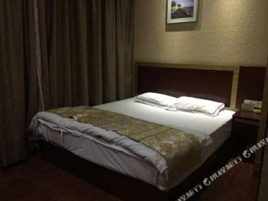 Yatai Business Hotel