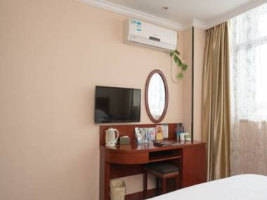 GreenTree Inn Anhui Wuhu Fangte Second Phase Nanxiang Wanshang Express Hotel