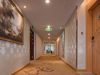 Vienna Hotel Anhui Wuhu Fangte Nanxiangwanshang
