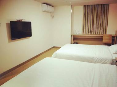 7Days Inn WuHan Road JiQing Street