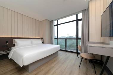 Hanting Hotel Wuhan Jiedaokou Qunguang Square