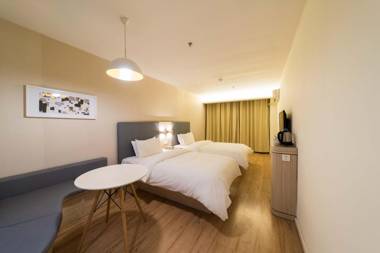 Hanting Hotel Hankou Raiway Station Metro Station