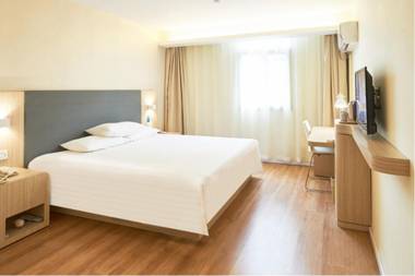 Hanting Hotel Wuhan Jiangxia Miaoshan