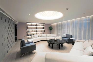 Atour Hotel Wuhan Optics Valley Square Yangjia Bay