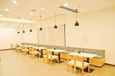 Hanting Hotel Wuhan Tianhe Airport Panlongcheng