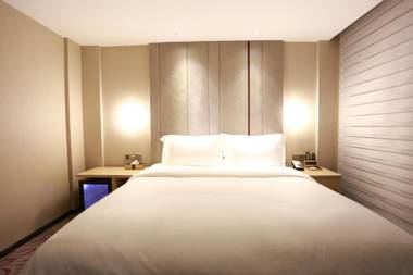 Lavande Hotel Guangzhou TaiKoo Hui Square Shipaiqiao Subway Station